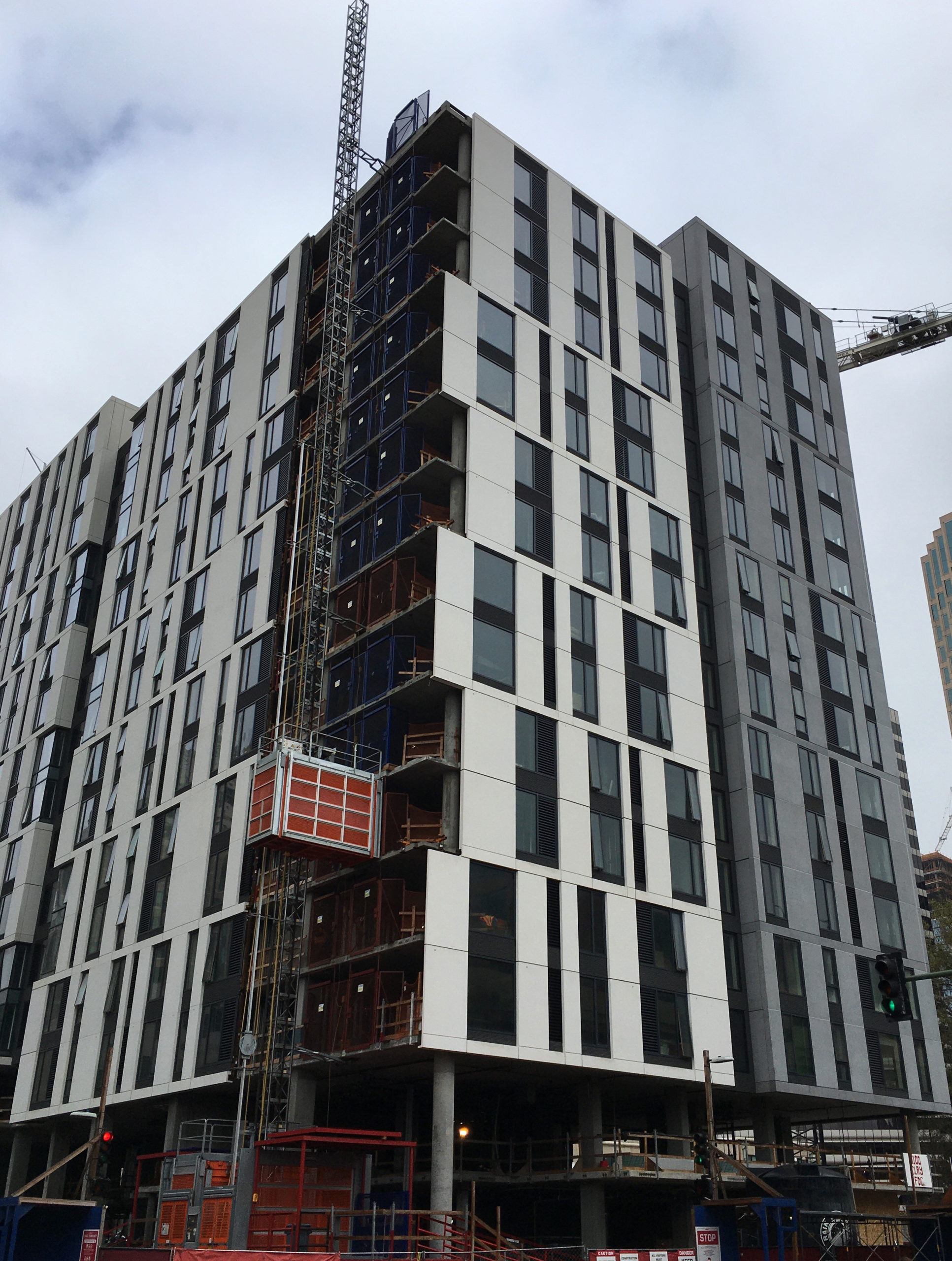 Construction personnel hoists CALOSHA Reporter